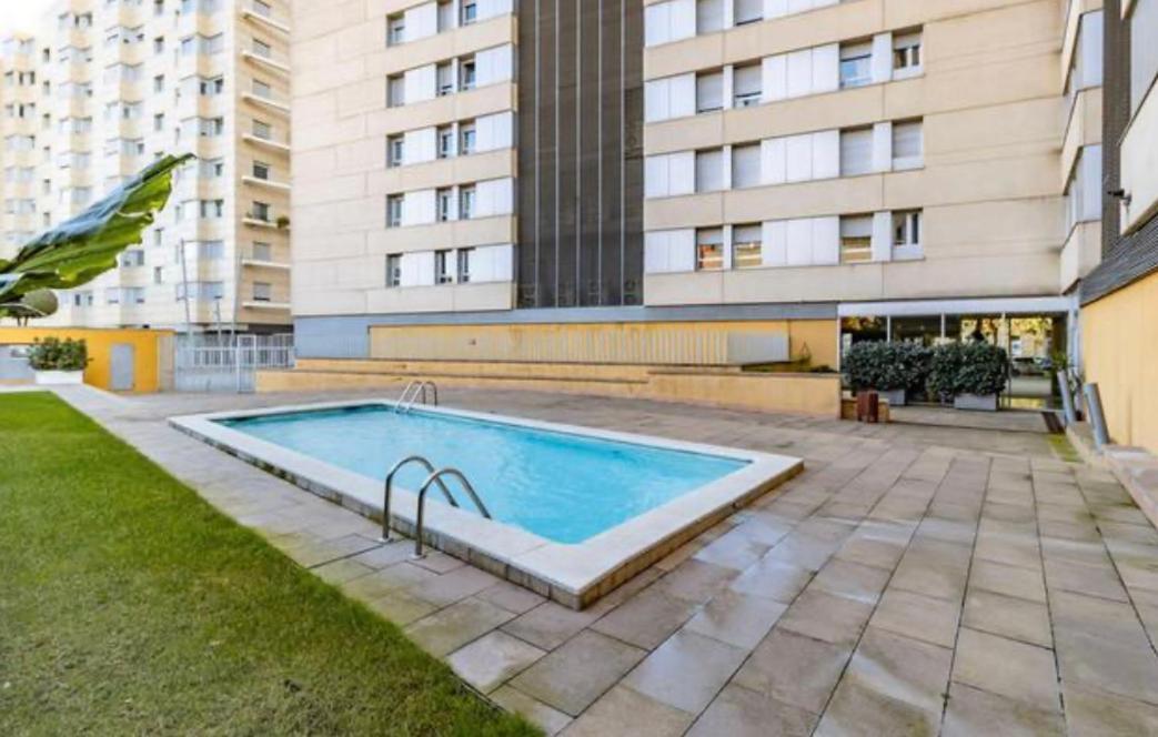 Espectacular Piso Cerca De La Playa Sant Adria de Besos Exterior foto